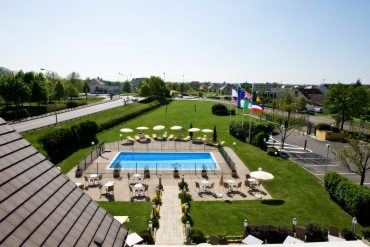 Hôtel Ibis Beaune | La Ferme aux Vins