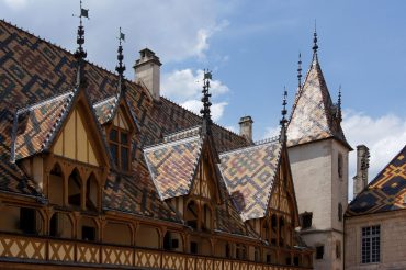 Hôtel Ibis Beaune | La Ferme aux Vins